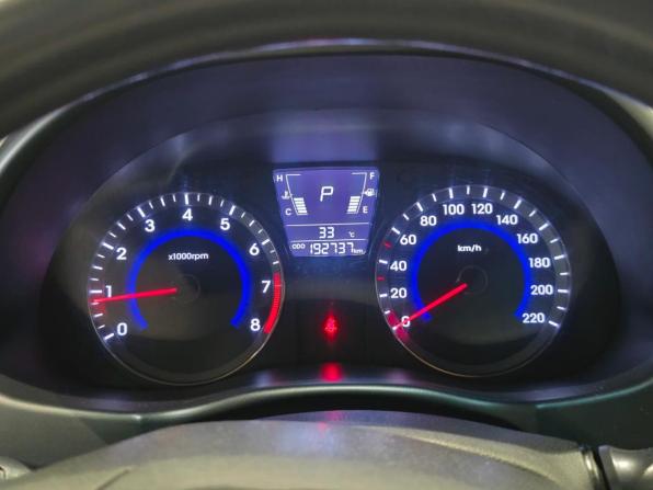 Hyundai Solaris I с пробегом 2013 года, цена 715 000 рублей, 192000 км, седан, Автокод Объявления