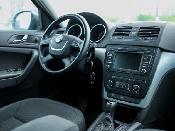 Skoda Yeti I с пробегом 2013 года, цена 1 159 000 рублей, 153285 км, внедорожник, Автокод Объявления
