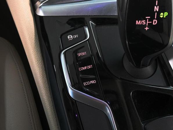 BMW 5 серии VII (G30/G31/G38) с пробегом 2017 года, цена 2 980 000 рублей, 153855 км, седан, Автокод Объявления