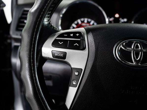 Toyota Highlander II (XU40) Рестайлинг с пробегом 2010 года, цена 2 050 000 рублей, 207457 км, внедорожник, Автокод Объявления