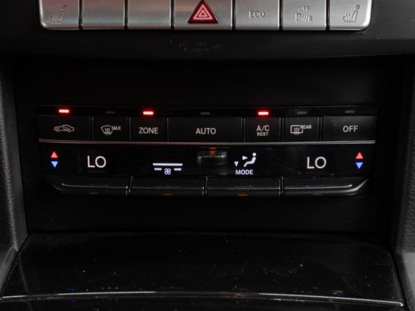 Mercedes-Benz E-Класс IV (W212 S212 C207) Рестайлинг с пробегом 2014 года, цена 2 600 000 рублей, 274830 км, седан, Автокод Объявления