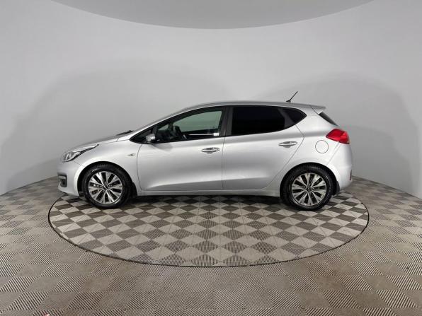 Kia Ceed II Рестайлинг с пробегом 2016 года, цена 962 000 рублей, 219527 км, хэтчбек, Автокод Объявления