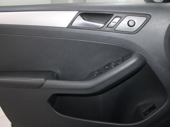 Volkswagen Jetta VI с пробегом 2012 года, цена 1 199 900 рублей, 103105 км, седан, Автокод Объявления