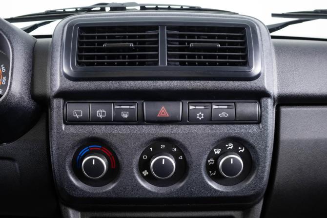 Lada (ВАЗ) Niva с пробегом 2026 года, цена 1 249 000 рублей, 7400 км, внедорожник, Автокод Объявления