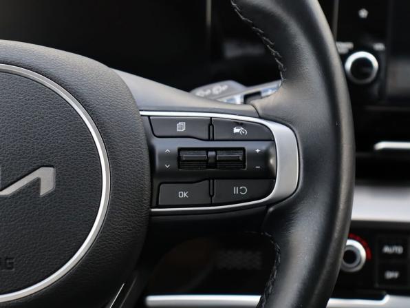 Kia Sportage V с пробегом 2023 года, цена 3 315 000 рублей, 64242 км, внедорожник, Автокод Объявления