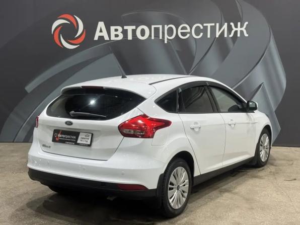 Ford Focus III Рестайлинг с пробегом 2016 года, цена 899 000 рублей, 143345 км, хэтчбек, Автокод Объявления