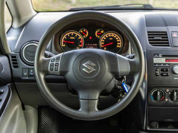 Suzuki SX4 I (Classic) Рестайлинг с пробегом 2011 года, цена 708 000 рублей, 183226 км, хэтчбек, Автокод Объявления