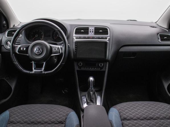 Volkswagen Polo V Рестайлинг с пробегом 2019 года, цена 1 150 000 рублей, 214931 км, седан, Автокод Объявления