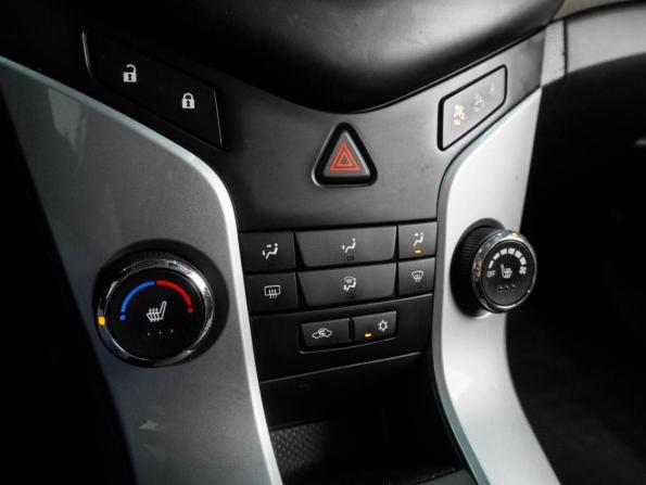 Chevrolet Cruze I Рестайлинг с пробегом 2014 года, цена 1 155 000 рублей, 47314 км, хэтчбек, Автокод Объявления