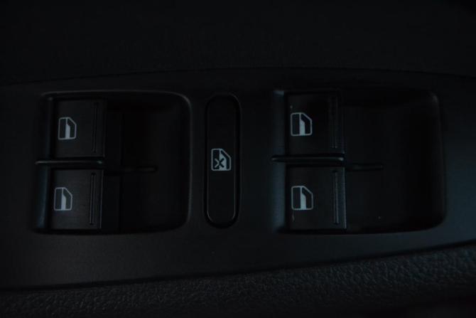 Volkswagen Jetta VI с пробегом 2013 года, цена 1 390 000 рублей, 77380 км, седан, Автокод Объявления