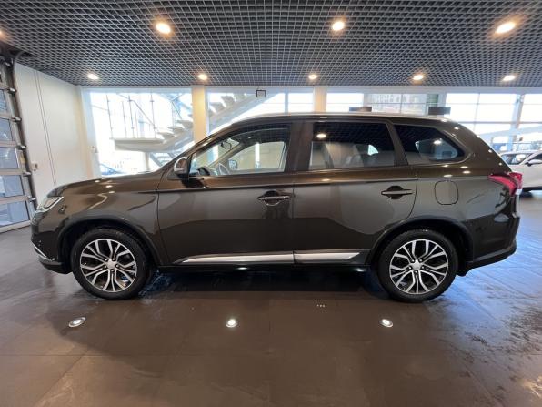 Mitsubishi Outlander III Рестайлинг 2 с пробегом 2017 года, цена 1 900 000 рублей, 193700 км, внедорожник, Автокод Объявления