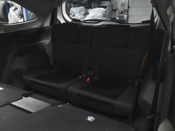 Toyota Veloz с пробегом 2023 года, цена 2 779 000 рублей, 25083 км, минивэн, Автокод Объявления