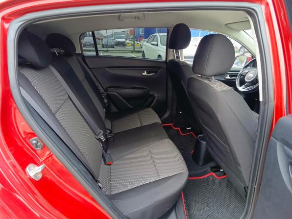 Kia Rio IV с пробегом 2017 года, цена 1 499 995 рублей, 82877 км, хэтчбек, Автокод Объявления