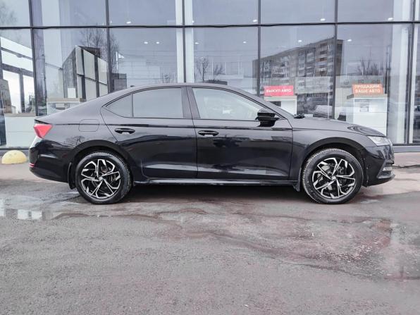 Skoda Octavia IV (A8) с пробегом 2021 года, цена 2 813 000 рублей, 58757 км, лифтбек, Автокод Объявления