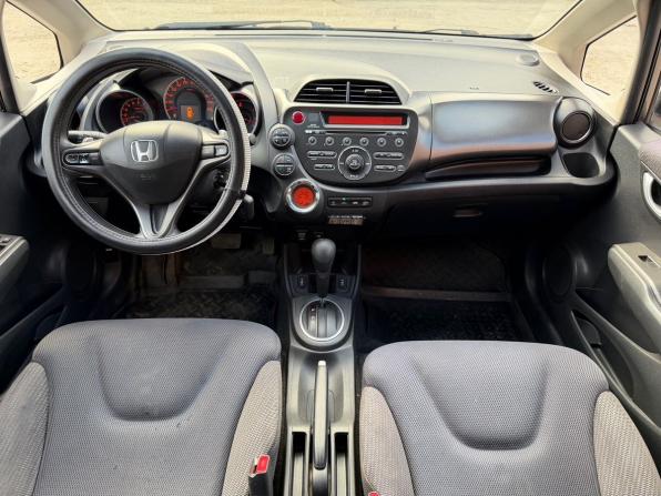Honda Jazz II Рестайлинг с пробегом 2012 года, цена 719 000 рублей, 195000 км, хэтчбек, Автокод Объявления