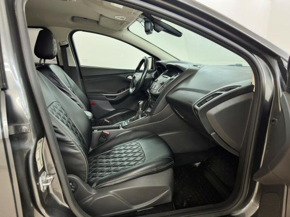Ford Focus III Рестайлинг с пробегом 2018 года, цена 1 290 000 рублей, 116550 км, универсал, Автокод Объявления