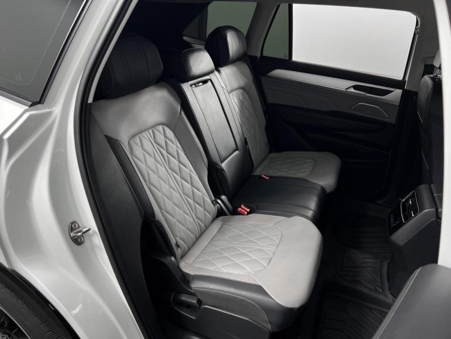 Volkswagen Tavendor I Казань  - изображение 7