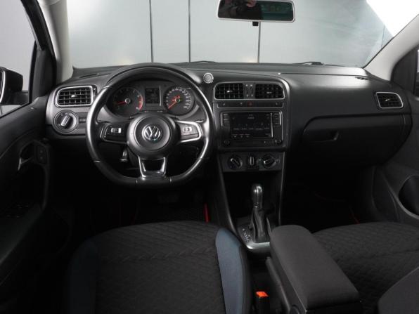 Volkswagen Polo V Рестайлинг с пробегом 2019 года, цена 1 469 000 рублей, 125078 км, седан, Автокод Объявления