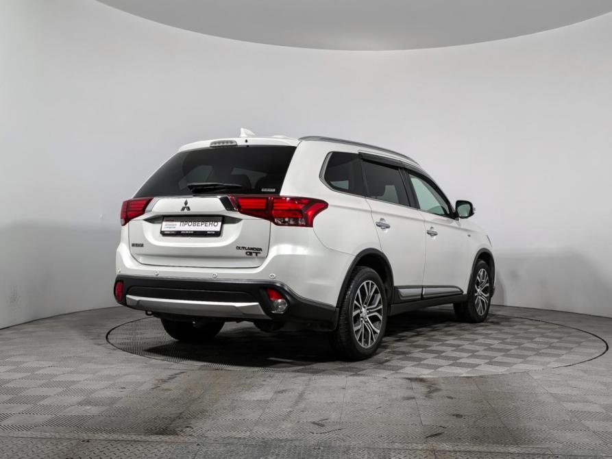 Mitsubishi Outlander III Рестайлинг 2 Санкт-Петербург  - изображение 5