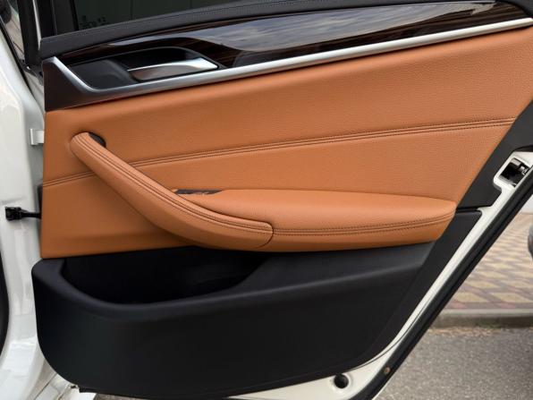 BMW 5 серии VII (G30/G31/G38) Рестайлинг с пробегом 2021 года, цена 4 800 000 рублей, 45496 км, седан, Автокод Объявления