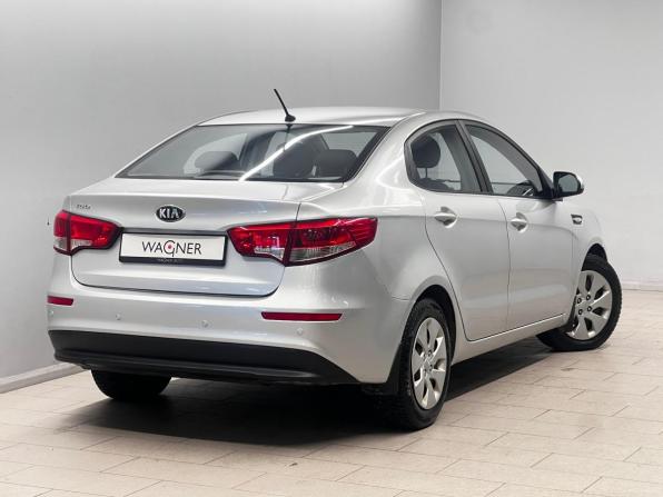 Kia Rio III Рестайлинг с пробегом 2015 года, цена 985 000 рублей, 159046 км, седан, Автокод Объявления