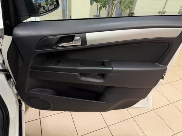 Opel Zafira B Рестайлинг с пробегом 2012 года, цена 750 000 рублей, 174000 км, минивэн, Автокод Объявления