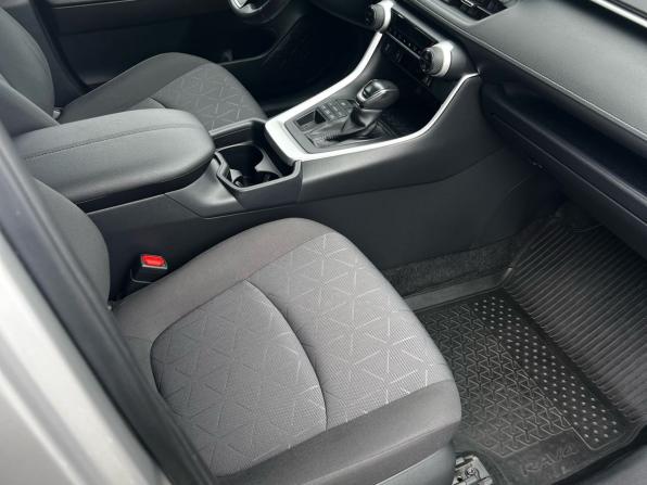 Toyota RAV4 V (XA50) с пробегом 2020 года, цена 3 550 000 рублей, 40416 км, внедорожник, Автокод Объявления