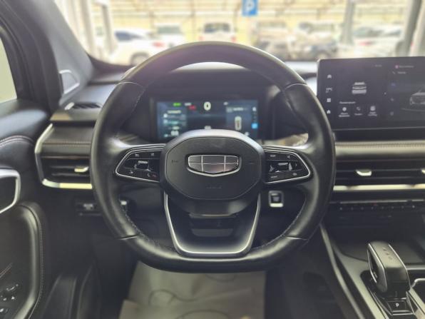 Geely Okavango I Рестайлинг с пробегом 2024 года, цена 2 830 000 рублей, 24000 км, внедорожник, Автокод Объявления