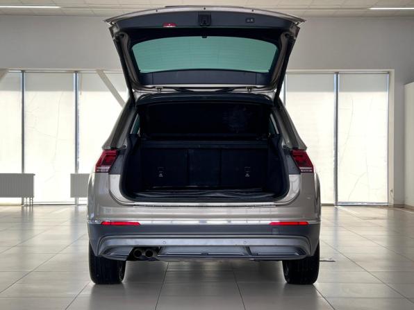 Volkswagen Tiguan II с пробегом 2017 года, цена 2 550 000 рублей, 157751 км, внедорожник, Автокод Объявления