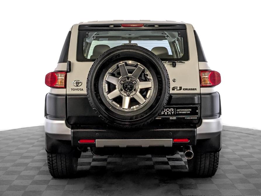 Toyota FJ Cruiser Москва  - изображение 6