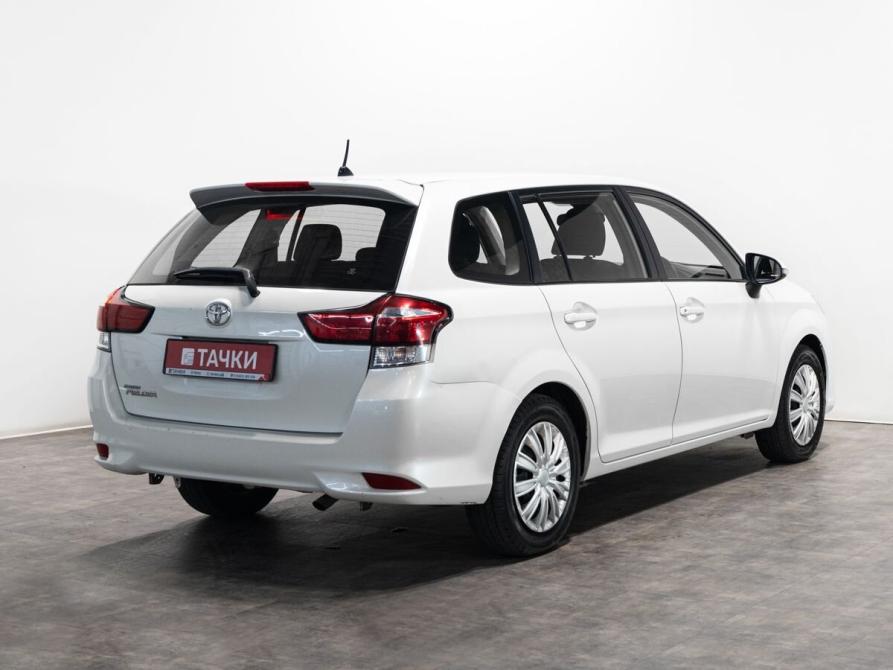 Toyota Corolla XI (E160 E170 E180) Рестайлинг 1 Чита  - изображение 3