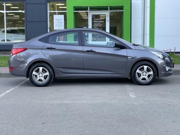 Hyundai Solaris I Рестайлинг с пробегом 2015 года, цена 1 010 000 рублей, 161998 км, седан, Автокод Объявления