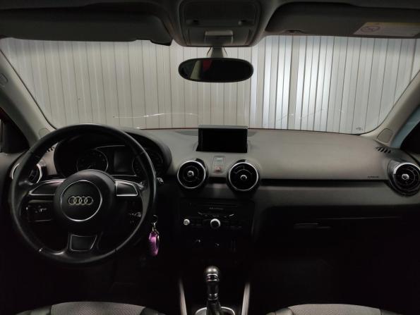 Audi A1 I (8X) с пробегом 2013 года, цена 795 000 рублей, 208582 км, хэтчбек, Автокод Объявления