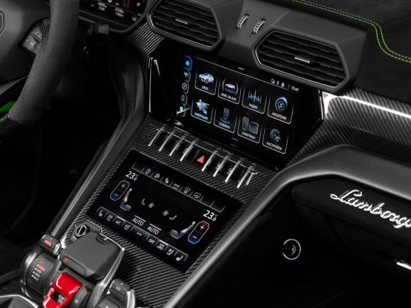 Lamborghini Urus I Рестайлинг с пробегом 2023 года, цена 33 500 000 рублей, 10355 км, внедорожник, Автокод Объявления