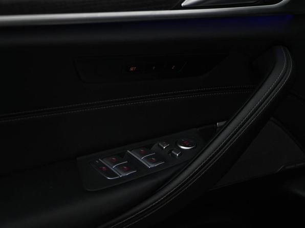 BMW 5 серии VII (G30/G31/G38) Рестайлинг с пробегом 2020 года, цена 4 777 077 рублей, 159635 км, седан, Автокод Объявления