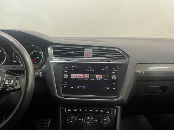 Volkswagen Tiguan II с пробегом 2018 года, цена 2 250 000 рублей, 125994 км, внедорожник, Автокод Объявления