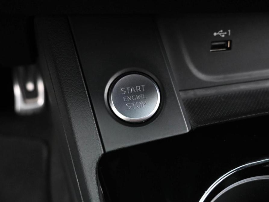 Audi A4 V (B9) Рестайлинг Новороссийск  - изображение 14