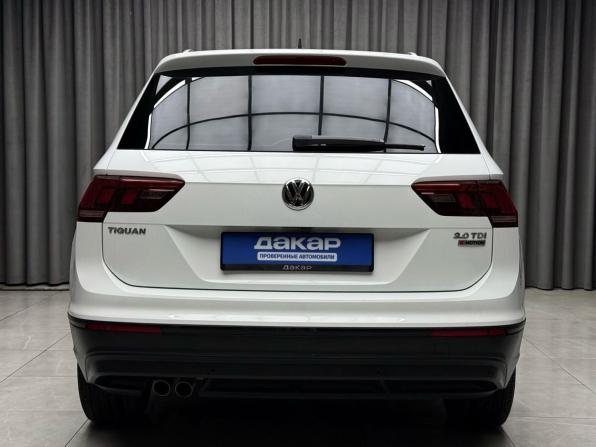 Volkswagen Tiguan II с пробегом 2017 года, цена 2 769 000 рублей, 111149 км, внедорожник, Автокод Объявления