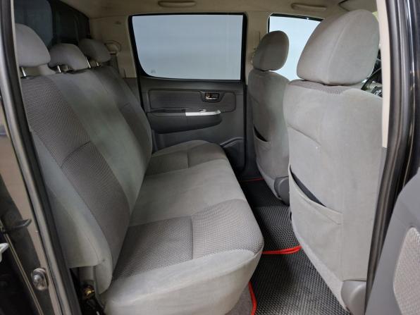 Toyota Hilux VII Рестайлинг с пробегом 2012 года, цена 2 249 000 рублей, 267204 км, offers.body_type.unknown, Автокод Объявления