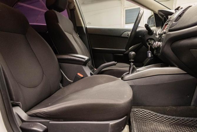 Kia Cerato II с пробегом 2012 года, цена 989 000 рублей, 114461 км, седан, Автокод Объявления