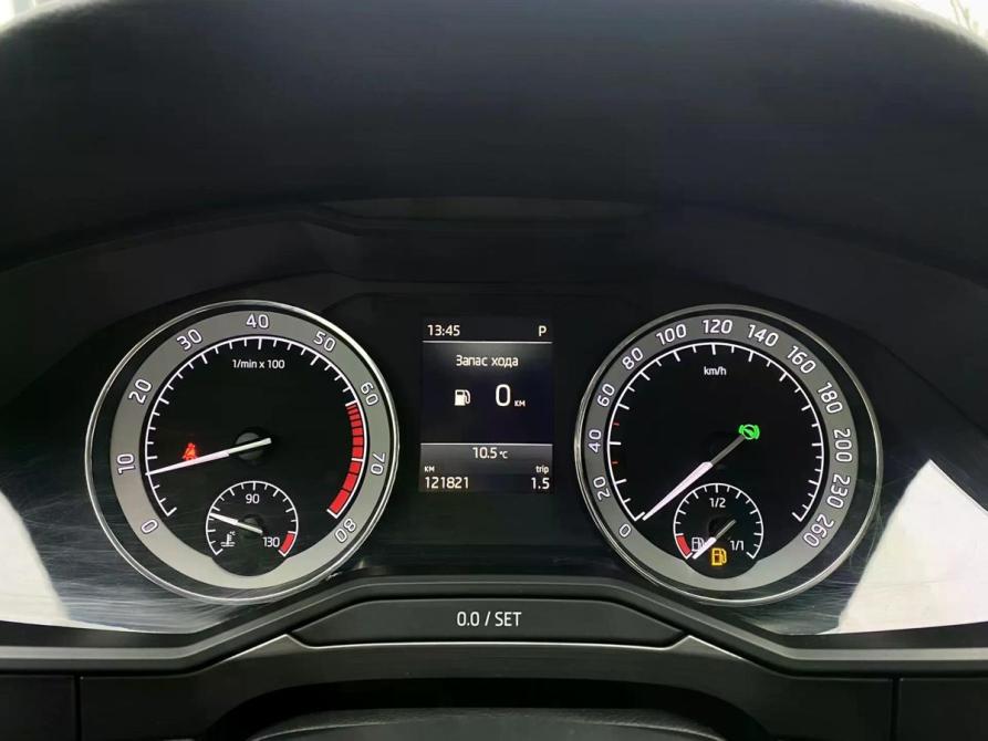 Skoda Superb III Рестайлинг Екатеринбург  - изображение 27