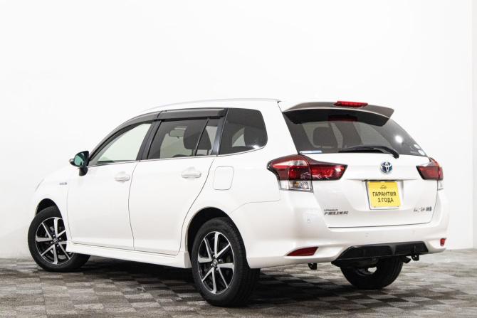 Toyota Corolla XI (E160 E170) Рестайлинг 2 с пробегом 2018 года, цена 1 649 000 рублей, 130000 км, универсал, Автокод Объявления