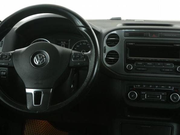 Volkswagen Tiguan I Рестайлинг с пробегом 2012 года, цена 1 138 000 рублей, 196000 км, внедорожник, Автокод Объявления