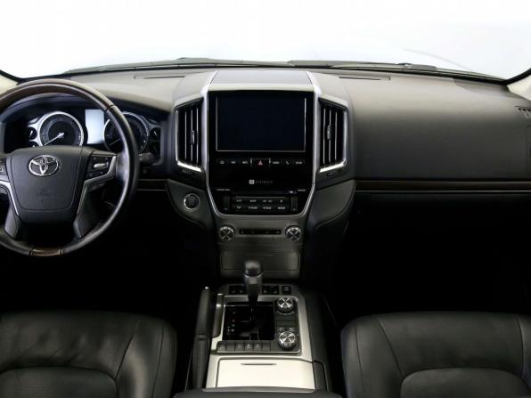 Toyota Land Cruiser 200 Series Рестайлинг 2 с пробегом 2020 года, цена 7 790 000 рублей, 111626 км, внедорожник, Автокод Объявления
