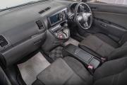 Toyota Wish I Рестайлинг Томск  - изображение 31