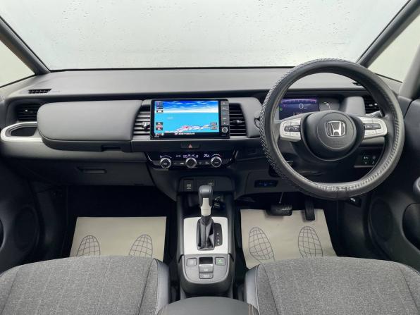 Honda Fit IV с пробегом 2020 года, цена 1 370 000 рублей, 72048 км, хэтчбек, Автокод Объявления