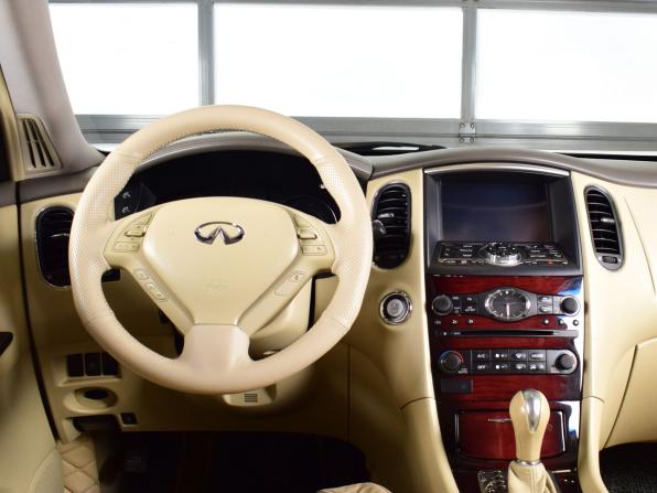 Infiniti QX50 I с пробегом 2013 года, цена 1 999 995 рублей, 128229 км, внедорожник, Автокод Объявления