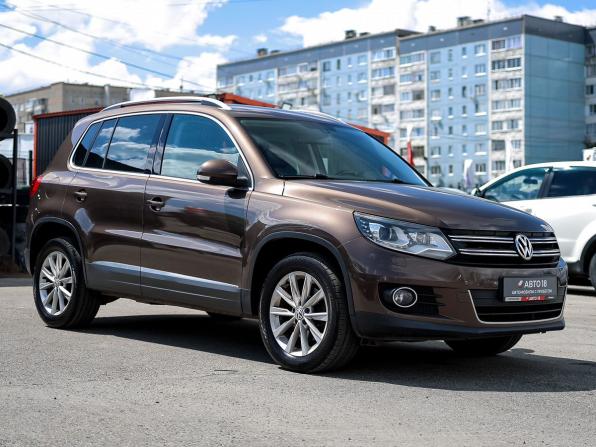 Volkswagen Tiguan I Рестайлинг с пробегом 2013 года, цена 1 559 000 рублей, 182000 км, внедорожник, Автокод Объявления