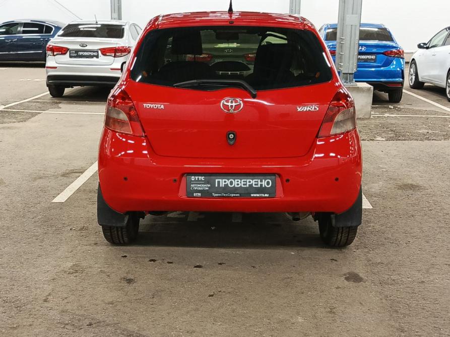 Toyota Yaris II Набережные Челны  - изображение 7