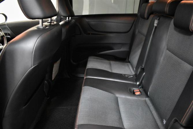 Toyota Sienta II Рестайлинг с пробегом 2018 года, цена 1 095 000 рублей, 119059 км, минивэн, Автокод Объявления
